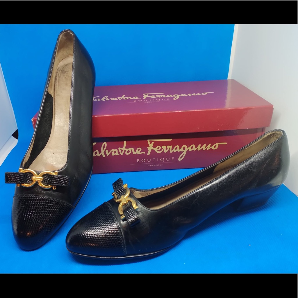 Salvatore Ferragamo Black Leather With Bow